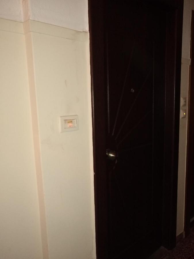 Acropolis Within 10 Minutes Walk! Classical Apartment And A Hostess At Your Side! Атина Екстериор снимка
