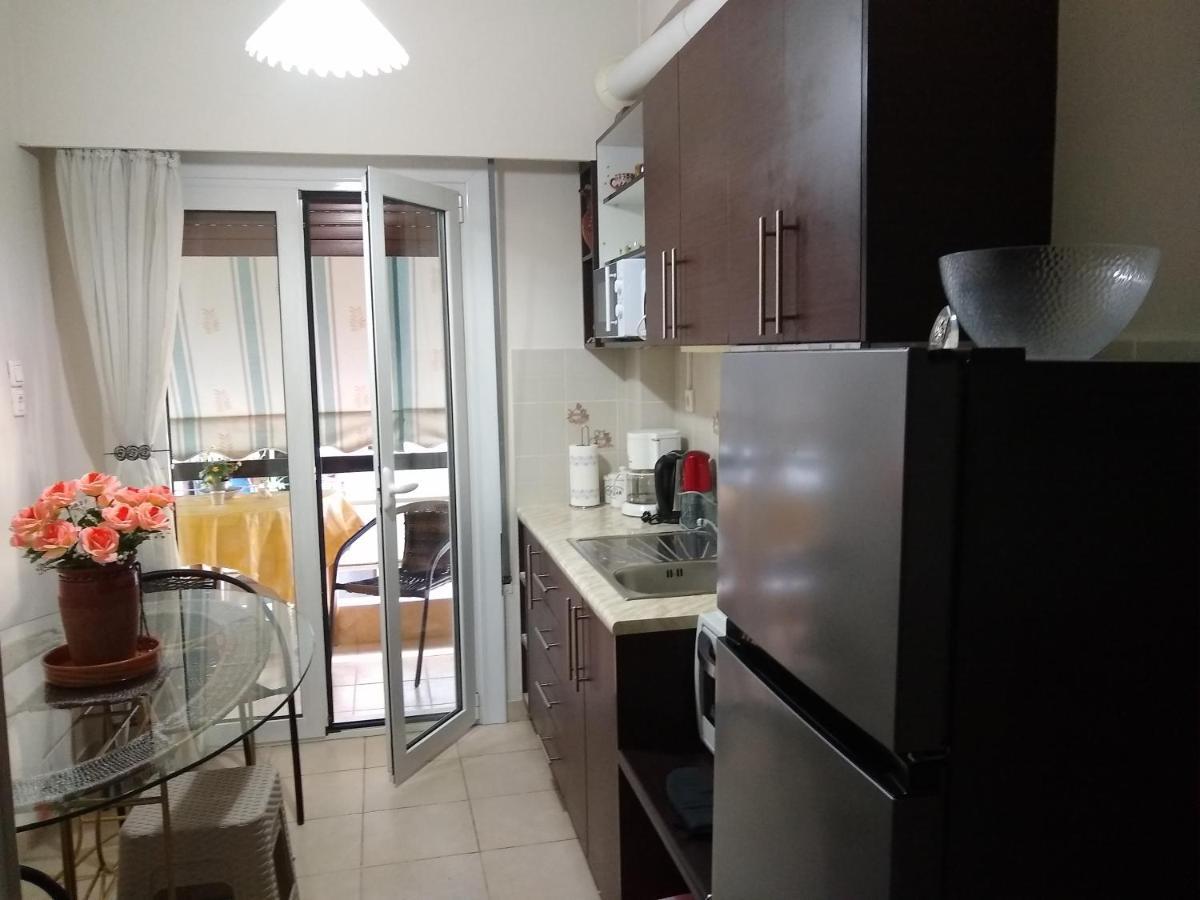 Acropolis Within 10 Minutes Walk! Classical Apartment And A Hostess At Your Side! Атина Екстериор снимка