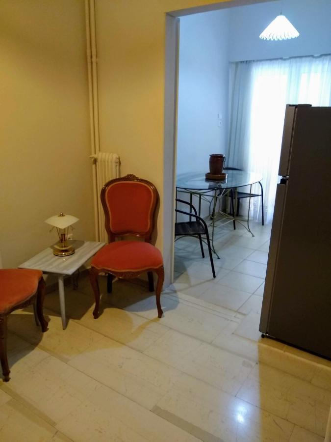 Acropolis Within 10 Minutes Walk! Classical Apartment And A Hostess At Your Side! Атина Екстериор снимка